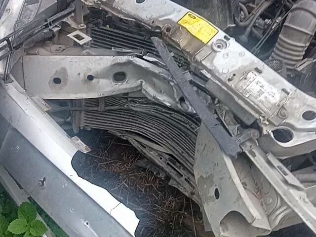 Серый Форд Фокус, объемом двигателя 1.4 л и пробегом 400 тыс. км за 1500 $, фото 4 на Automoto.ua