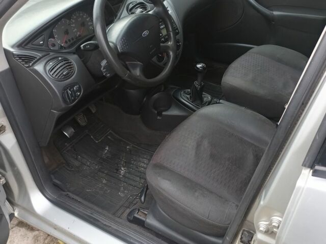 Сірий Форд Фокус, об'ємом двигуна 1.8 л та пробігом 414 тис. км за 1500 $, фото 17 на Automoto.ua