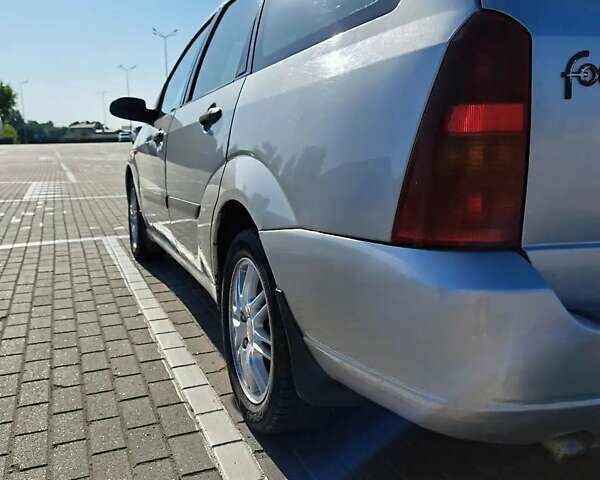 Сірий Форд Фокус, об'ємом двигуна 1.8 л та пробігом 320 тис. км за 3000 $, фото 9 на Automoto.ua