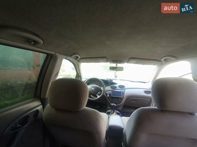 Сірий Форд Фокус, об'ємом двигуна 2 л та пробігом 284 тис. км за 4000 $, фото 5 на Automoto.ua