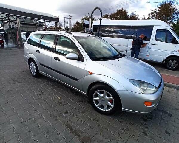 Сірий Форд Фокус, об'ємом двигуна 1.8 л та пробігом 330 тис. км за 3750 $, фото 1 на Automoto.ua