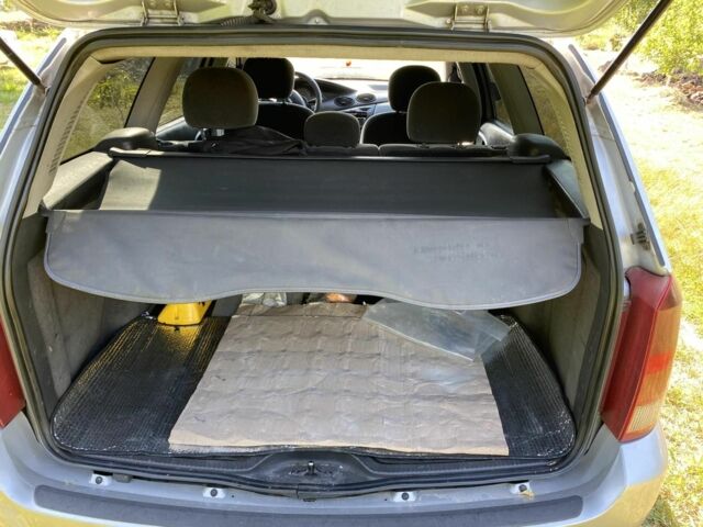 Форд Фокус 2001 в Фастове на Automoto.ua Серый Форд Фокус, объемом двигателя 1.8 л и пробегом 340 тыс. км за 2300 $, фото 10 на Automoto.ua