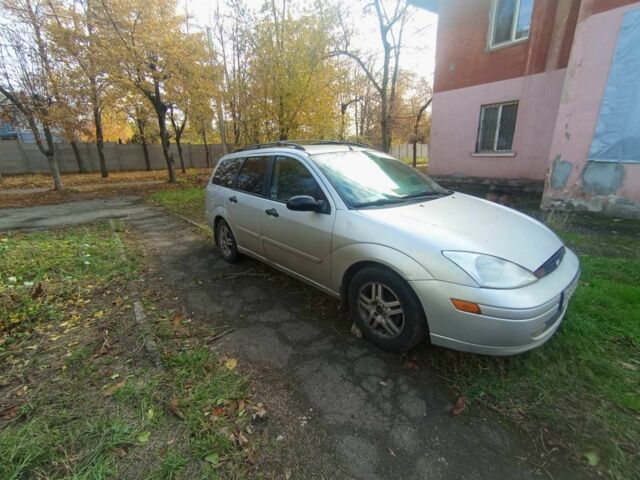 Серый Форд Фокус, объемом двигателя 2 л и пробегом 284 тыс. км за 3000 $, фото 1 на Automoto.ua