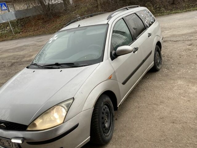 Серый Форд Фокус, объемом двигателя 0 л и пробегом 320 тыс. км за 1000 $, фото 1 на Automoto.ua