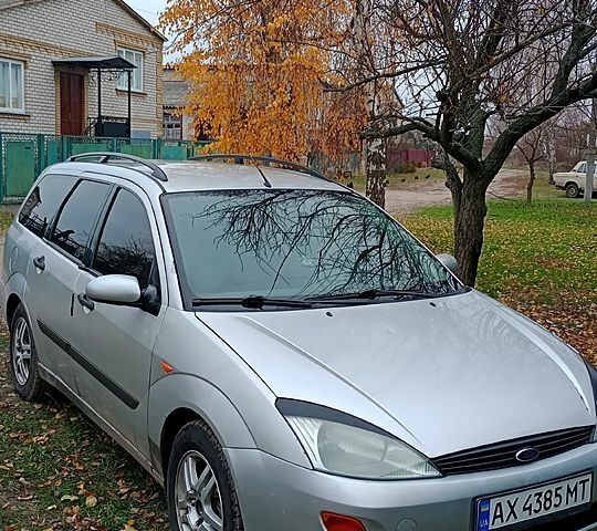 Серый Форд Фокус, объемом двигателя 1.6 л и пробегом 341 тыс. км за 4500 $, фото 2 на Automoto.ua