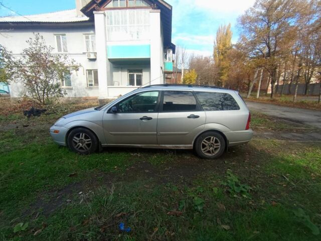 Серый Форд Фокус, объемом двигателя 2 л и пробегом 284 тыс. км за 3000 $, фото 3 на Automoto.ua