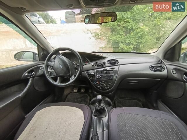 Сірий Форд Фокус, об'ємом двигуна 1.75 л та пробігом 378 тис. км за 1750 $, фото 10 на Automoto.ua