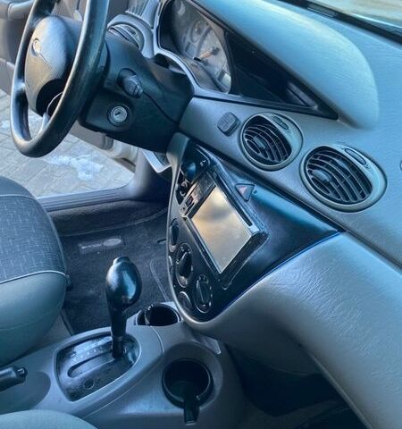 Сірий Форд Фокус, об'ємом двигуна 1.8 л та пробігом 300 тис. км за 3000 $, фото 27 на Automoto.ua