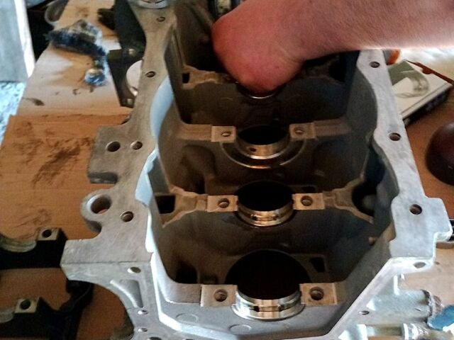 Серый Форд Фокус, объемом двигателя 1.6 л и пробегом 341 тыс. км за 4500 $, фото 7 на Automoto.ua