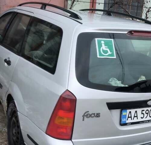 Сірий Форд Фокус, об'ємом двигуна 1.6 л та пробігом 300 тис. км за 1600 $, фото 4 на Automoto.ua