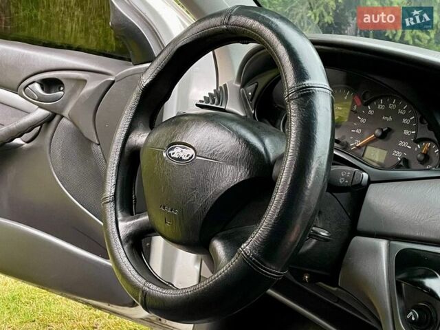 Сірий Форд Фокус, об'ємом двигуна 1.75 л та пробігом 380 тис. км за 2450 $, фото 13 на Automoto.ua