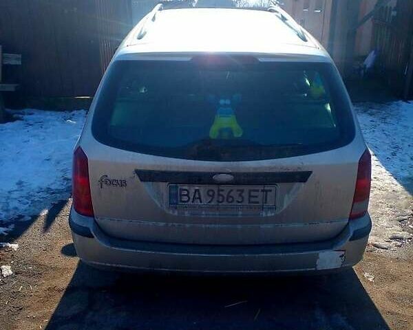 Сірий Форд Фокус, об'ємом двигуна 1.6 л та пробігом 257 тис. км за 3200 $, фото 3 на Automoto.ua