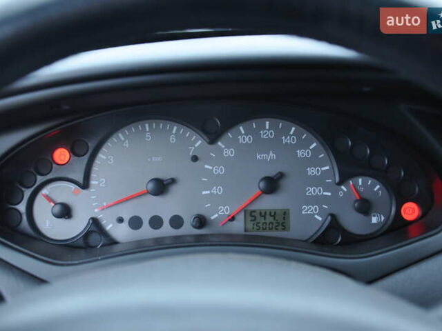 Серый Форд Фокус, объемом двигателя 1.8 л и пробегом 150 тыс. км за 3600 $, фото 33 на Automoto.ua