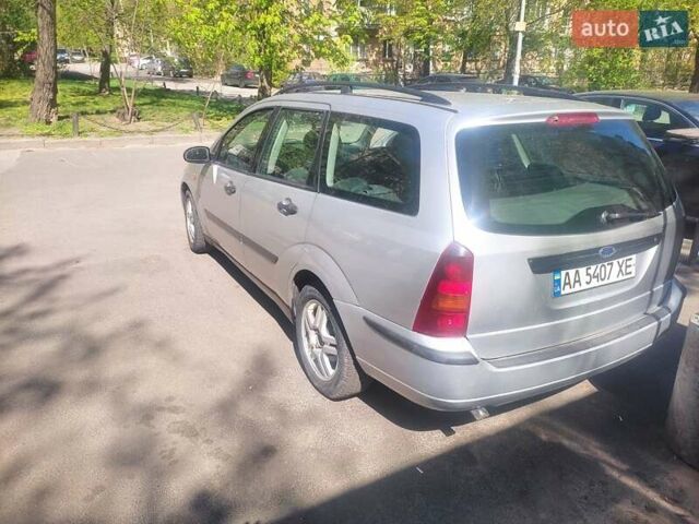 Серый Форд Фокус, объемом двигателя 1.8 л и пробегом 300 тыс. км за 3000 $, фото 8 на Automoto.ua