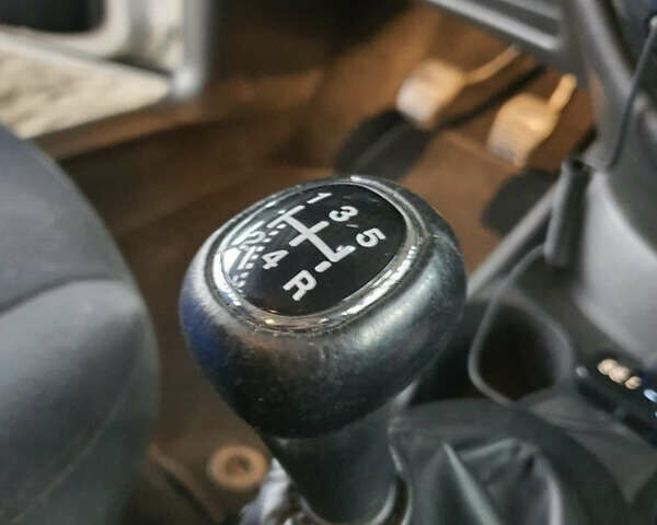 Серый Форд Фокус, объемом двигателя 1.6 л и пробегом 178 тыс. км за 3500 $, фото 15 на Automoto.ua