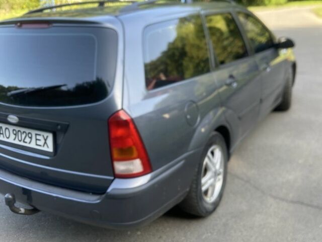 Серый Форд Фокус, объемом двигателя 1.6 л и пробегом 277 тыс. км за 2950 $, фото 2 на Automoto.ua