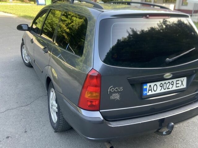 Серый Форд Фокус, объемом двигателя 1.6 л и пробегом 277 тыс. км за 2950 $, фото 3 на Automoto.ua