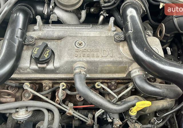 Сірий Форд Фокус, об'ємом двигуна 1.75 л та пробігом 209 тис. км за 3000 $, фото 17 на Automoto.ua