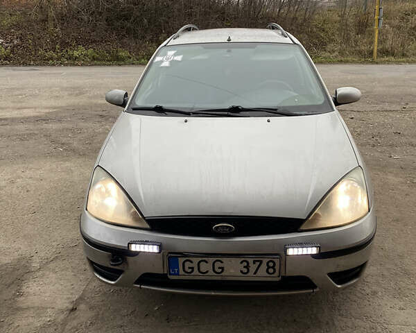 Серый Форд Фокус, объемом двигателя 1.8 л и пробегом 350 тыс. км за 1300 $, фото 1 на Automoto.ua