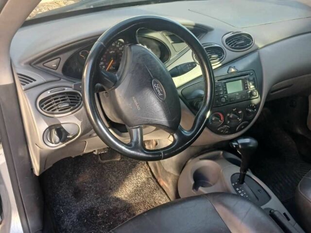 Серый Форд Фокус, объемом двигателя 2.3 л и пробегом 150 тыс. км за 2600 $, фото 17 на Automoto.ua