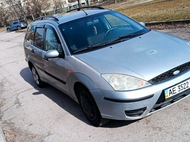 Серый Форд Фокус, объемом двигателя 1.8 л и пробегом 300 тыс. км за 2500 $, фото 4 на Automoto.ua