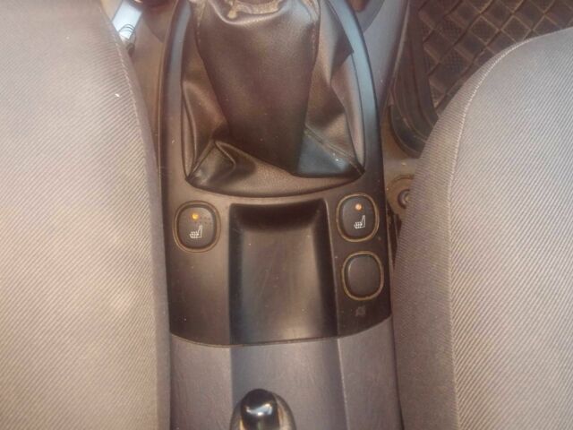 Сірий Форд Фокус, об'ємом двигуна 1.8 л та пробігом 245 тис. км за 4500 $, фото 21 на Automoto.ua