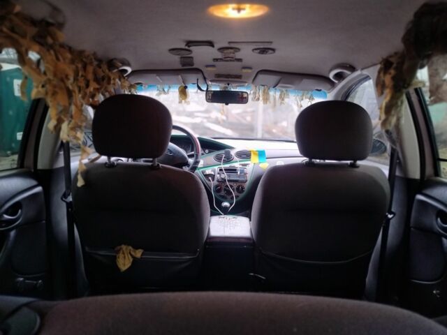 Сірий Форд Фокус, об'ємом двигуна 1.6 л та пробігом 265 тис. км за 1400 $, фото 5 на Automoto.ua