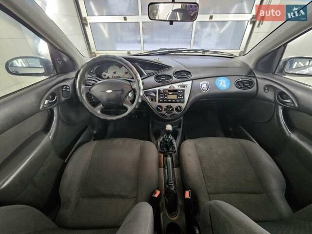 Сірий Форд Фокус, об'ємом двигуна 1.8 л та пробігом 347 тис. км за 2500 $, фото 8 на Automoto.ua