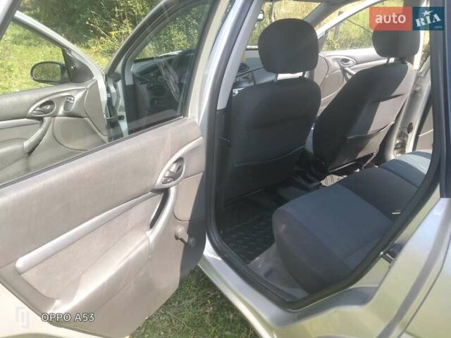 Серый Форд Фокус, объемом двигателя 1.8 л и пробегом 245 тыс. км за 4500 $, фото 16 на Automoto.ua