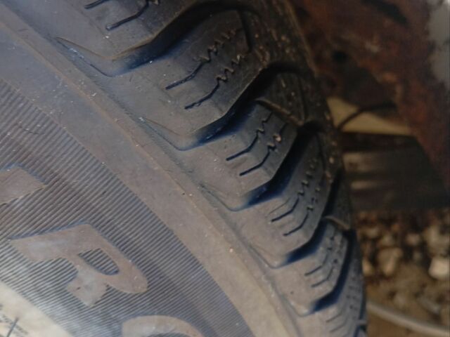 Сірий Форд Фокус, об'ємом двигуна 1.8 л та пробігом 380 тис. км за 2250 $, фото 2 на Automoto.ua