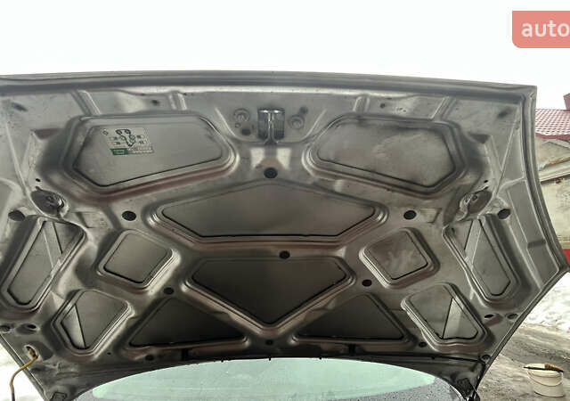 Сірий Форд Фокус, об'ємом двигуна 1.75 л та пробігом 209 тис. км за 3000 $, фото 13 на Automoto.ua