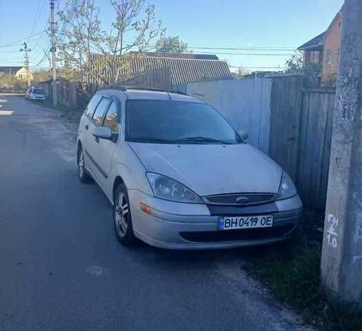 Серый Форд Фокус, объемом двигателя 2.3 л и пробегом 150 тыс. км за 2600 $, фото 6 на Automoto.ua