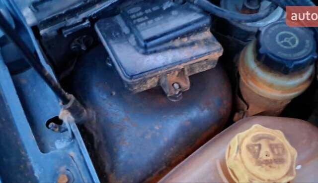 Серый Форд Фокус, объемом двигателя 1.8 л и пробегом 336 тыс. км за 3950 $, фото 4 на Automoto.ua