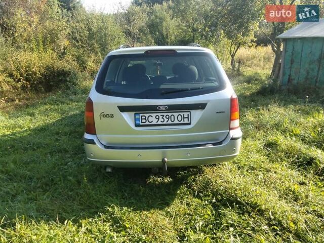 Серый Форд Фокус, объемом двигателя 1.8 л и пробегом 245 тыс. км за 4500 $, фото 12 на Automoto.ua