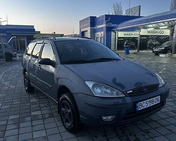 Серый Форд Фокус, объемом двигателя 1.8 л и пробегом 300 тыс. км за 2500 $, фото 5 на Automoto.ua