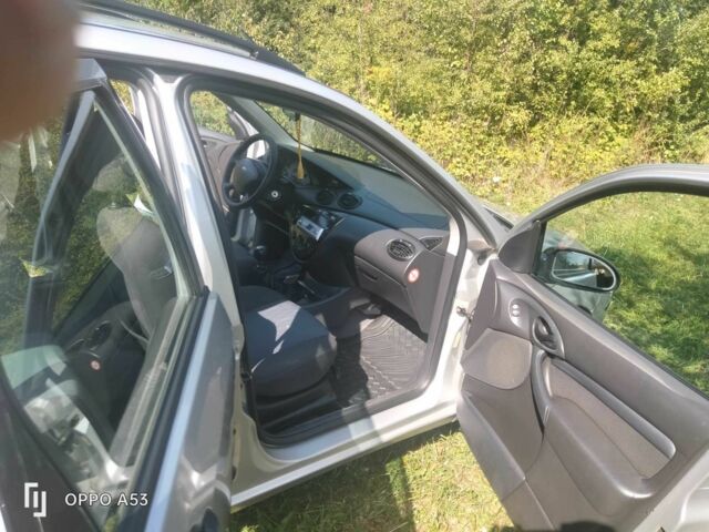 Сірий Форд Фокус, об'ємом двигуна 1.8 л та пробігом 245 тис. км за 4500 $, фото 14 на Automoto.ua