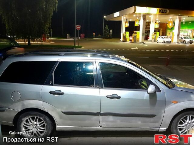 Серый Форд Фокус, объемом двигателя 1.8 л и пробегом 460 тыс. км за 2000 $, фото 4 на Automoto.ua