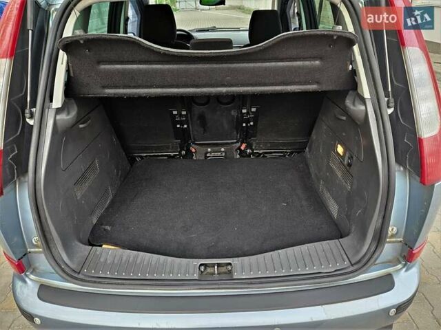 Серый Форд Фокус, объемом двигателя 1.8 л и пробегом 336 тыс. км за 3400 $, фото 17 на Automoto.ua