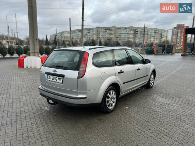 Сірий Форд Фокус, об'ємом двигуна 1.6 л та пробігом 200 тис. км за 3950 $, фото 2 на Automoto.ua