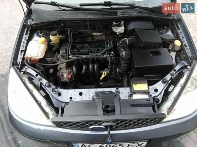 Серый Форд Фокус, объемом двигателя 1.6 л и пробегом 231 тыс. км за 4900 $, фото 10 на Automoto.ua