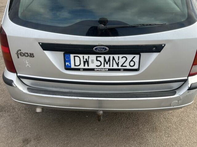 Серый Форд Фокус, объемом двигателя 1.8 л и пробегом 400 тыс. км за 1500 $, фото 3 на Automoto.ua