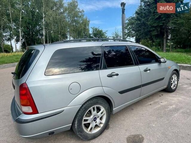 Серый Форд Фокус, объемом двигателя 1.6 л и пробегом 350 тыс. км за 3500 $, фото 5 на Automoto.ua