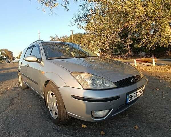 Серый Форд Фокус, объемом двигателя 1.6 л и пробегом 500 тыс. км за 3800 $, фото 2 на Automoto.ua