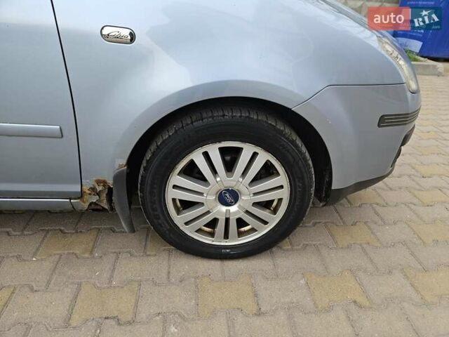 Серый Форд Фокус, объемом двигателя 1.8 л и пробегом 336 тыс. км за 3400 $, фото 6 на Automoto.ua