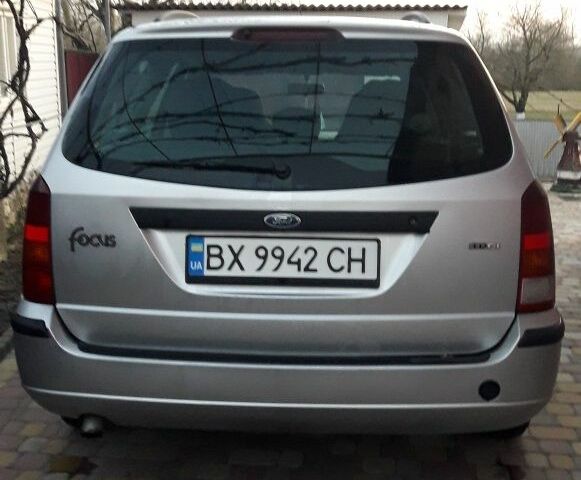 Сірий Форд Фокус, об'ємом двигуна 1 л та пробігом 190 тис. км за 2850 $, фото 3 на Automoto.ua