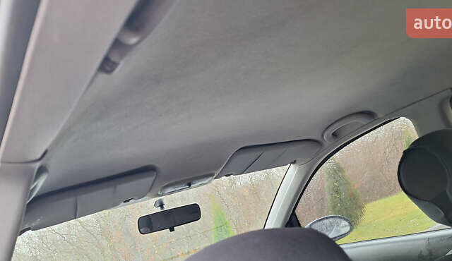 Серый Форд Фокус, объемом двигателя 1.6 л и пробегом 233 тыс. км за 3700 $, фото 10 на Automoto.ua