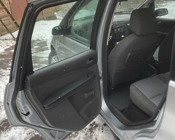 Сірий Форд Фокус, об'ємом двигуна 1.8 л та пробігом 173 тис. км за 4900 $, фото 3 на Automoto.ua