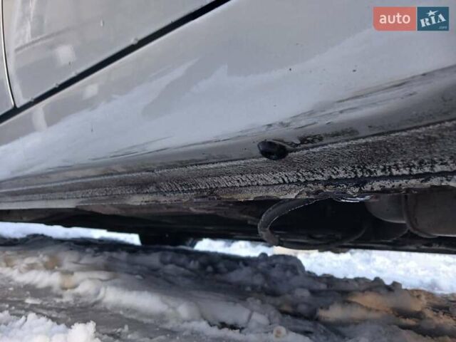 Сірий Форд Фокус, об'ємом двигуна 1.8 л та пробігом 213 тис. км за 4100 $, фото 36 на Automoto.ua