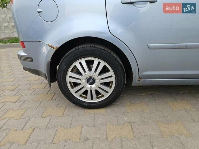 Серый Форд Фокус, объемом двигателя 1.8 л и пробегом 336 тыс. км за 3400 $, фото 7 на Automoto.ua