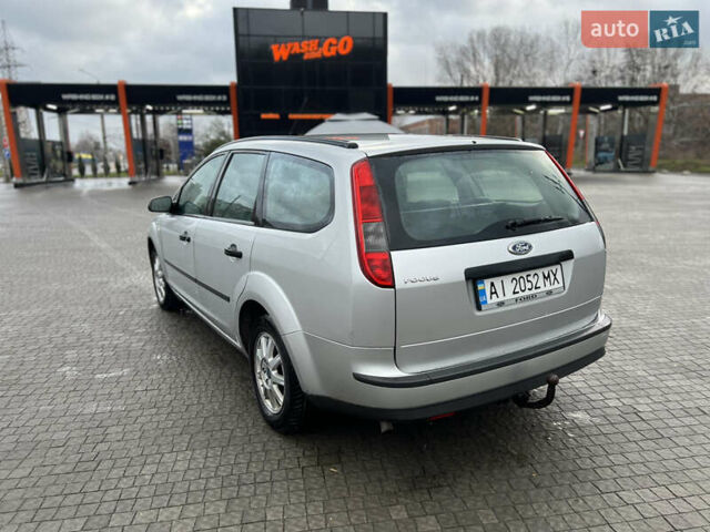 Сірий Форд Фокус, об'ємом двигуна 1.6 л та пробігом 200 тис. км за 3950 $, фото 3 на Automoto.ua